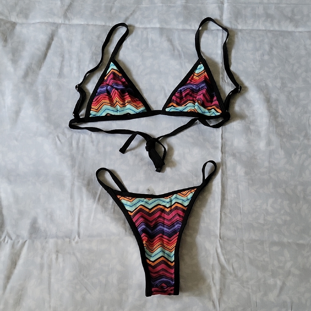 Colorful Zigzag Bikini Set